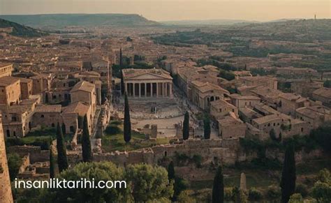 Konstantinopolis İnşaatı: Roma İmparatorluğu'nun Dönüşümünü ve Hristiyanlığın Yayılımını Sağlayan Muhteşem Bir Şehir